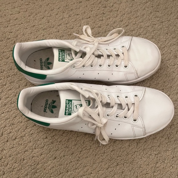 Adidas Stan Smith - Picture 1 of 3